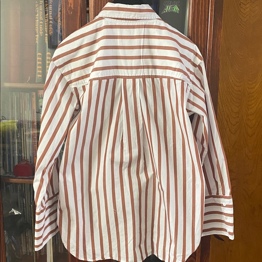 Bilma Shirt by Sézane in the "Camel Stripes" Colorway Size 32 About Medium - Picture 7 of 16